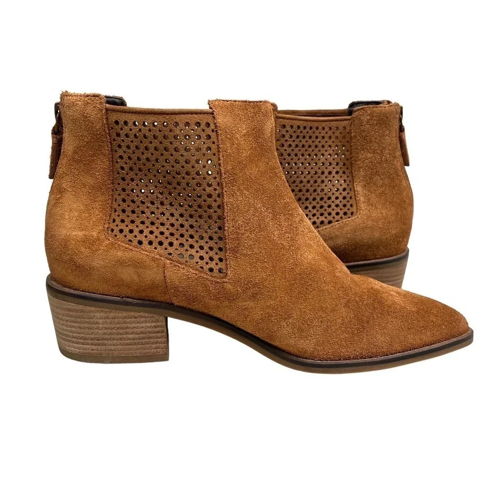 Cole Haan Val Boots Suede Perforated Panels Pointed Toe British Tan Women Sz‎ 8C